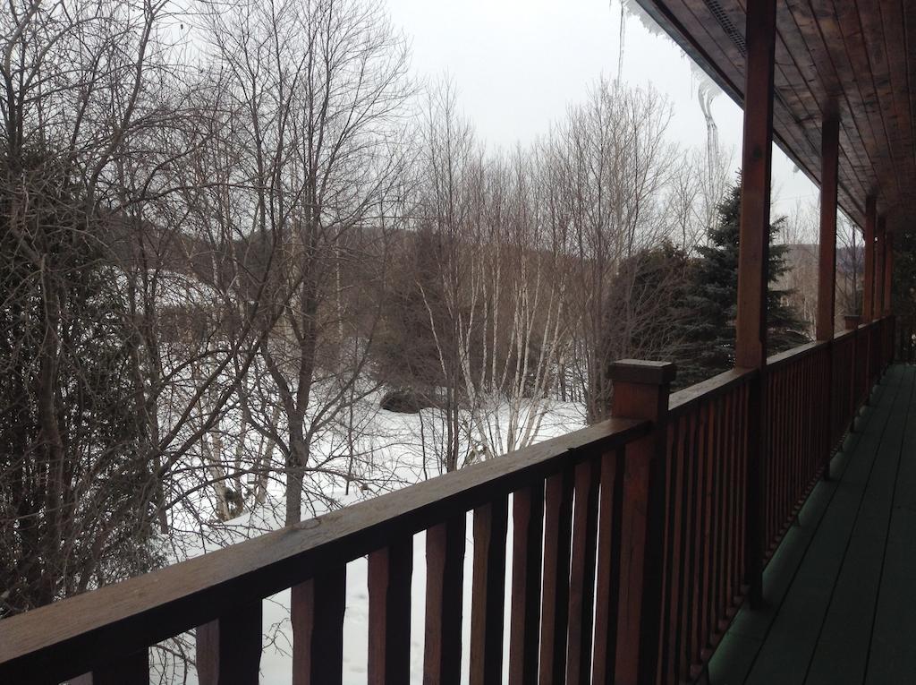Aux Berges Du St-Maurice Hotel Saint-Jean-des Piles Zewnętrze zdjęcie